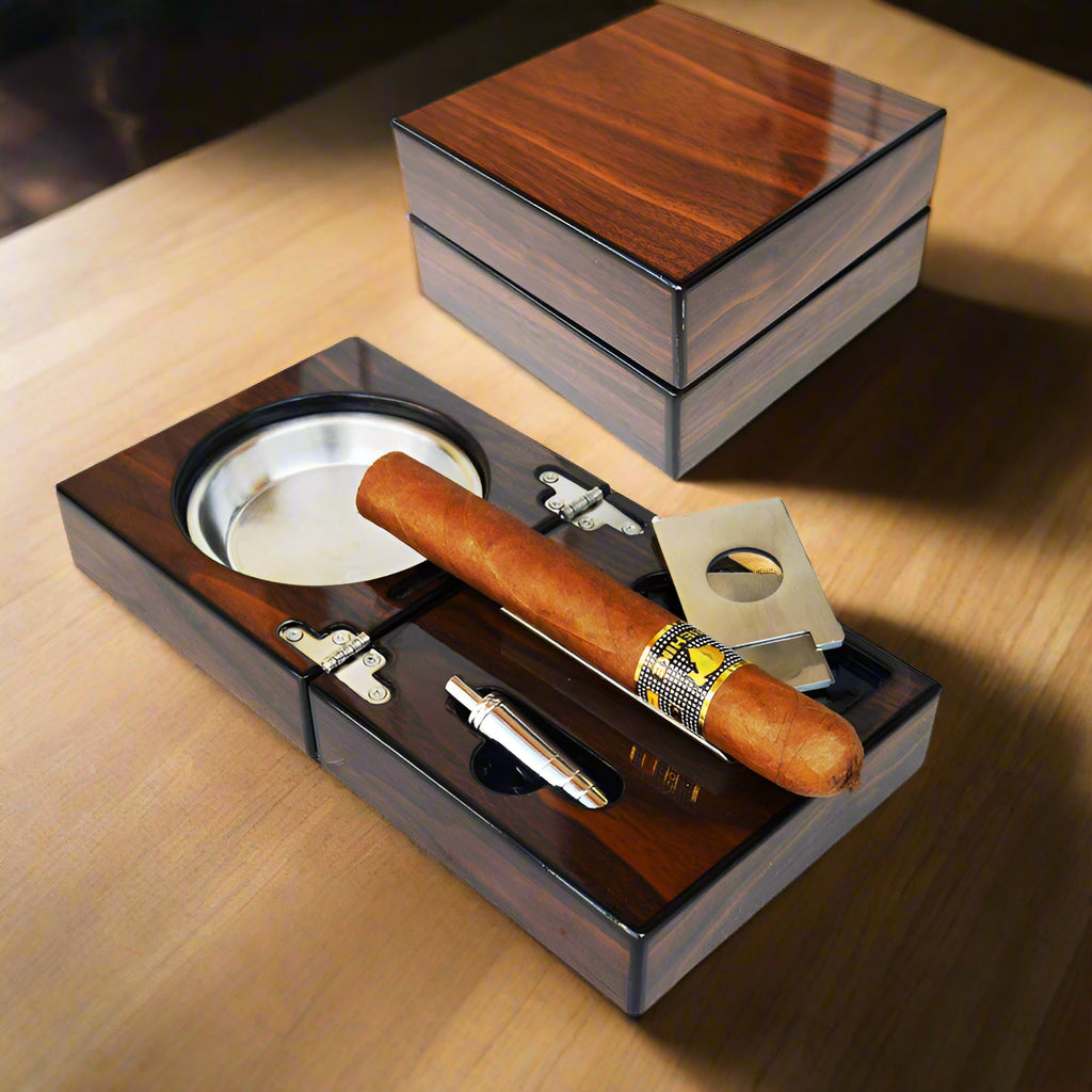 Portable cigar ashtray